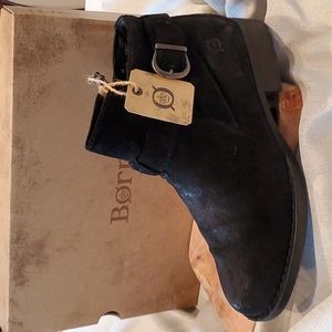 BORN Block Heel Bootie